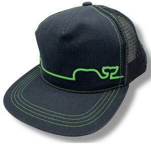 Vineyard Vines Classic Whale Logo Trucker Hat Mesh Back Green Navy SnapBack  new